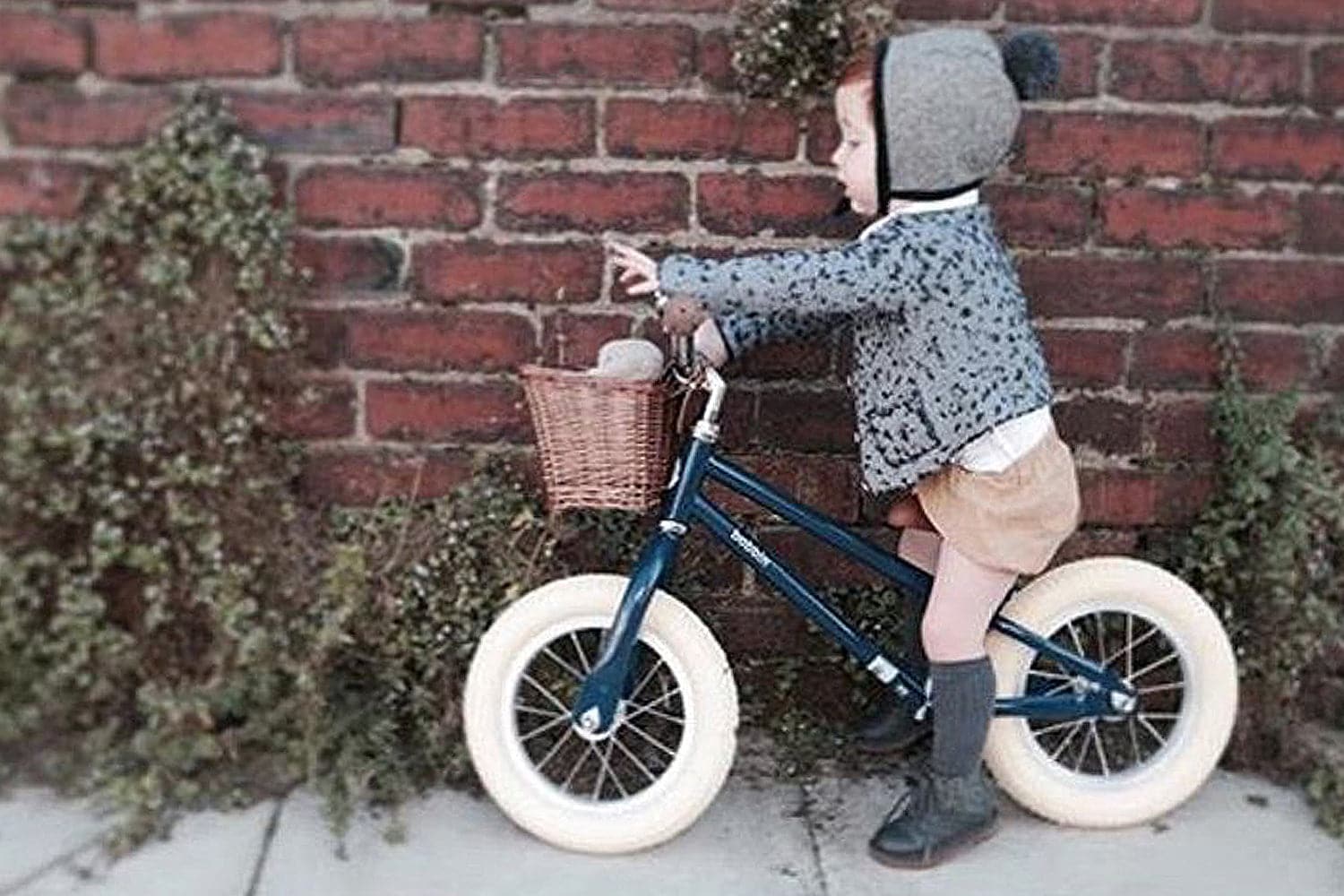 Moonbug 12" Balance Bike - Image 6